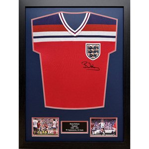 Legendy zarámovaný dres England FA 1982 Robson Signed Shirt (Framed) TM-04980